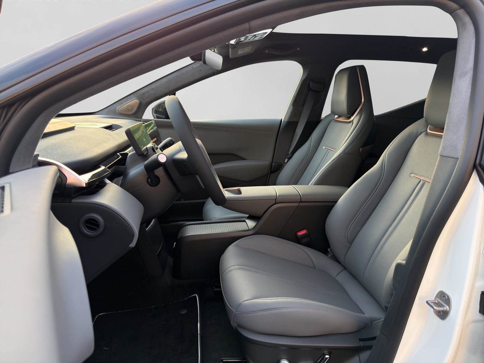 ZEEKR X Privilege AWD, Electric, Ex-demonstrator, Automatic - 2