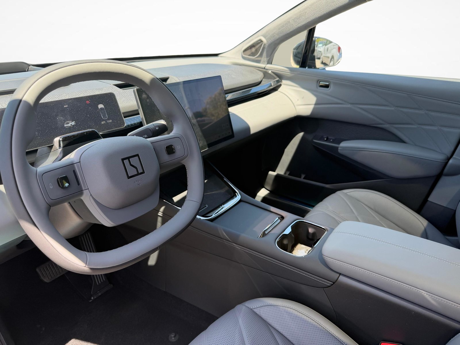 ZEEKR X Privilege AWD, Elettrica, Auto dimostrativa, Automatico - 4