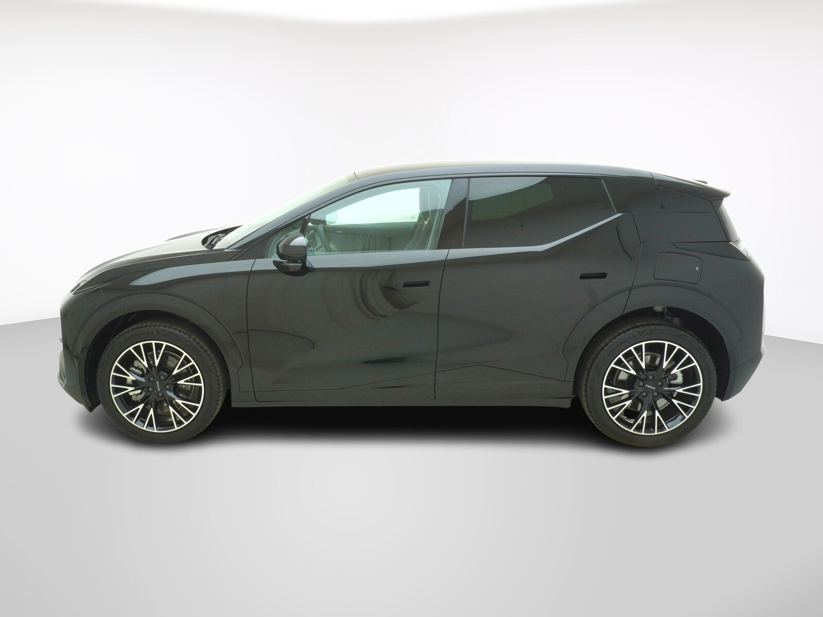 ZEEKR X Privilege AWD, Electric, Ex-demonstrator, Automatic - 2