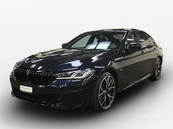BMW 545e xDr Pure M Sport, Plug-in-Hybrid Benzin/Elektro, Occasion / Gebraucht, Automat